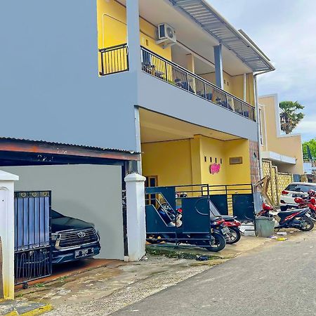 Spot On 92547 Wisma Dg Tata Makassar Exteriör bild